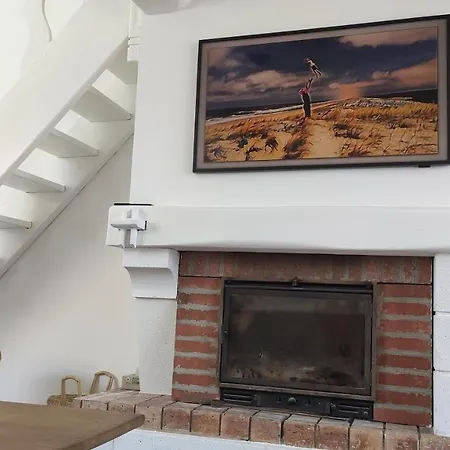 16 Personnes A 50m Sud לאקאנו